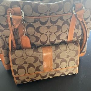 Pre loved authentic Coach bag and wallet